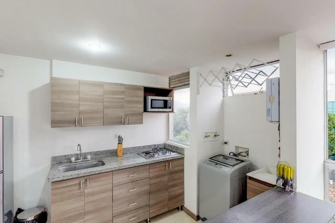 公寓 麦德林 Edificio Vegas De La Aguacatala - El Poblado酒店